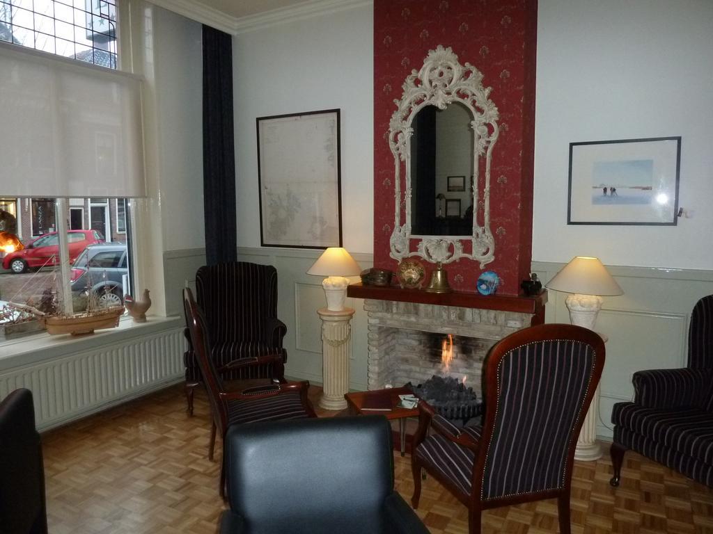 Hotel Centraal Гарлінген Екстер'єр фото